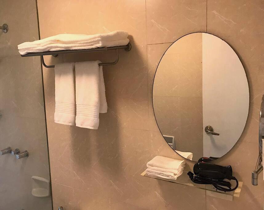 Spacious Bgc 2 Bedroom With A View Manila Exterior foto