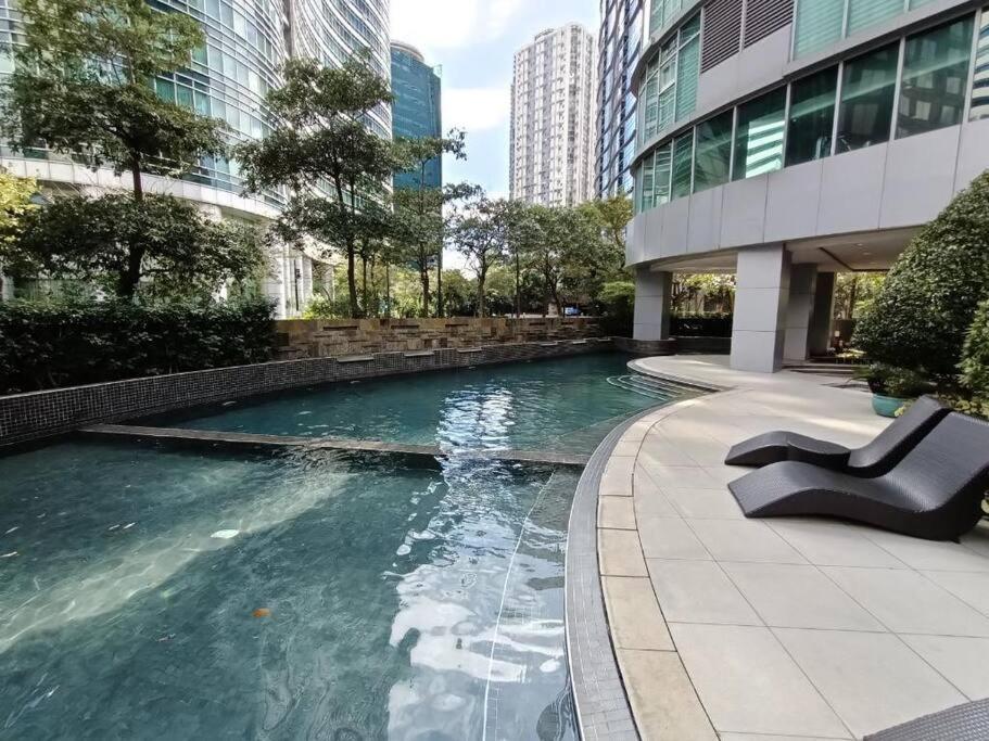 Spacious Bgc 2 Bedroom With A View Manila Exterior foto